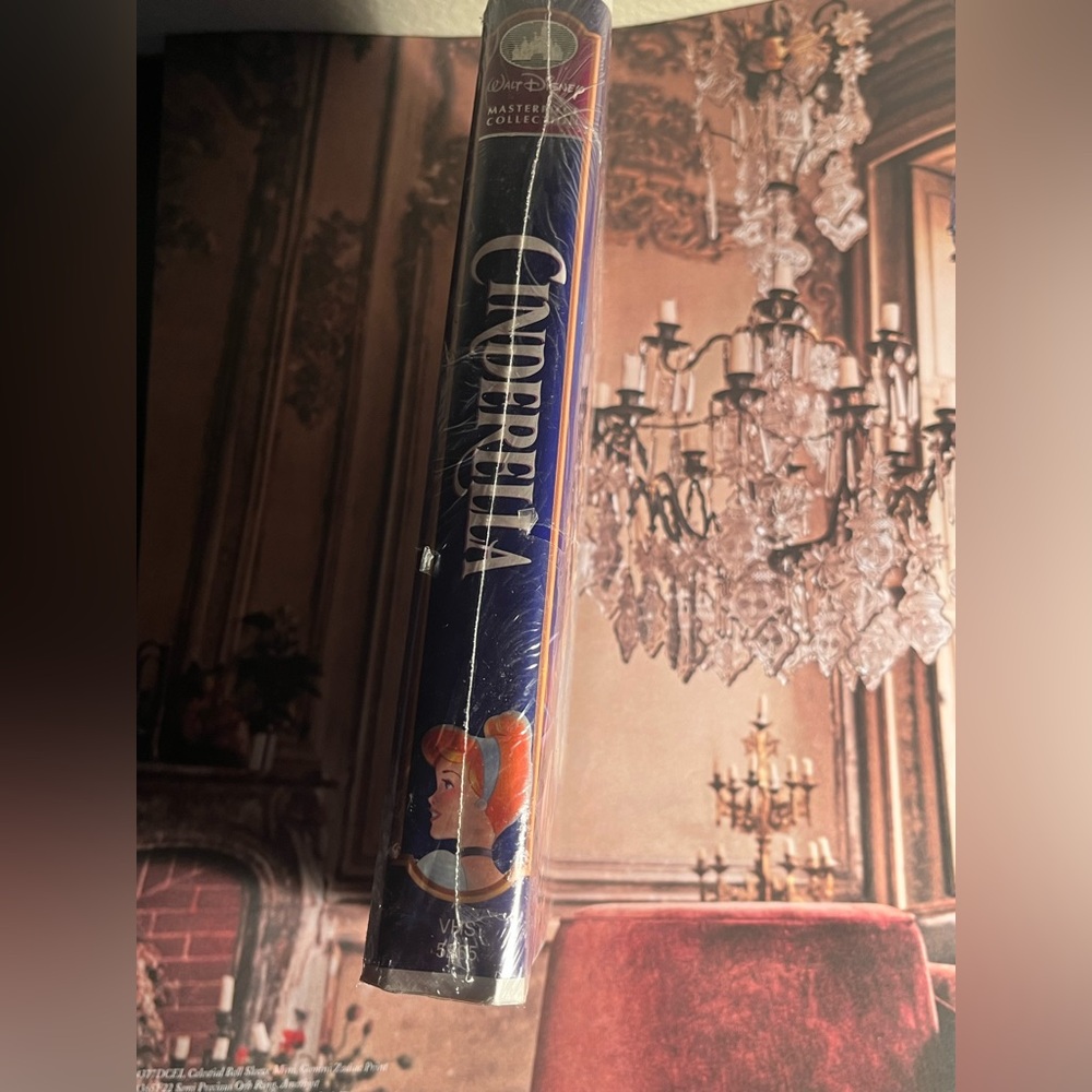 VINTAGE ( SEALED ) CINDERELLA VHS Tape 👑👑👑👑👑🩵🩵🩵🩵🩵🩵🩵🩵🩵🩵🩵🩵🩵🩵🩵🩵🩵 - Picture 2 of 4